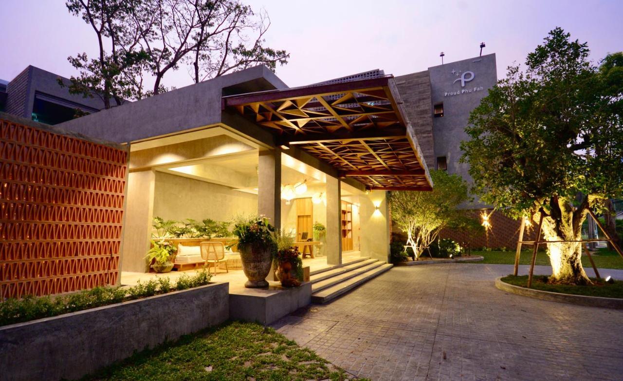 Proud Phu Fah Muang Chiang Mai Hotel Kültér fotó